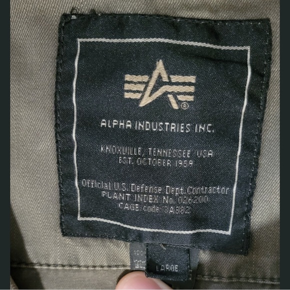 Alpha Industries Military Jacket Vintage Late 90s /Early 2000s - Picture 2 of 9